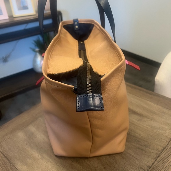 Butterscotch Bobbi by Parker Thatch - Picture 5 of 16